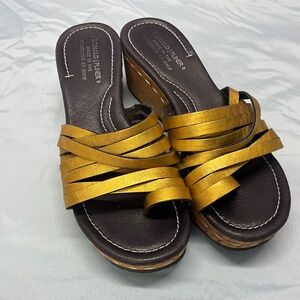 Donald Pliner Gold Wedge Sandels